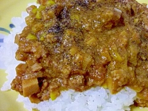 ルクエで簡単♪こしょうがピリリ☆ドライカレー